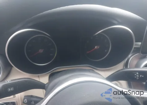 2020 Mercedes-Benz C 300 4Matic z USA, uszkodzony, nr VIN 55SWF8EB8LU323086